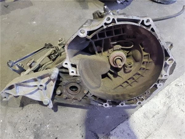 Caja Cambios Manual Opel astra g berlina 1998 20 club 20 ltr 74 kw dti - Imagen 2 de 3