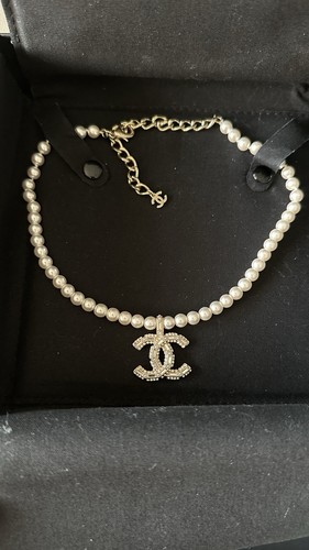 CHANEL White Pearl CC Necklace With Box