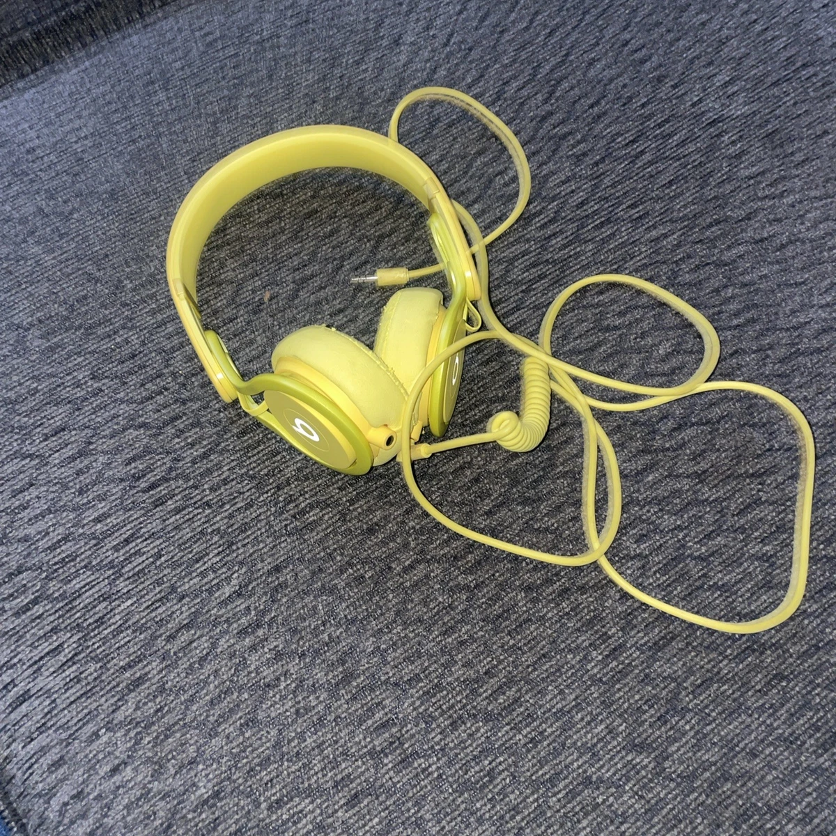 【新品保証付】beats by dr.dre Mixr イエロー Yellow 新品保証付】beats by dr.dre Mixr イエロー Yellow