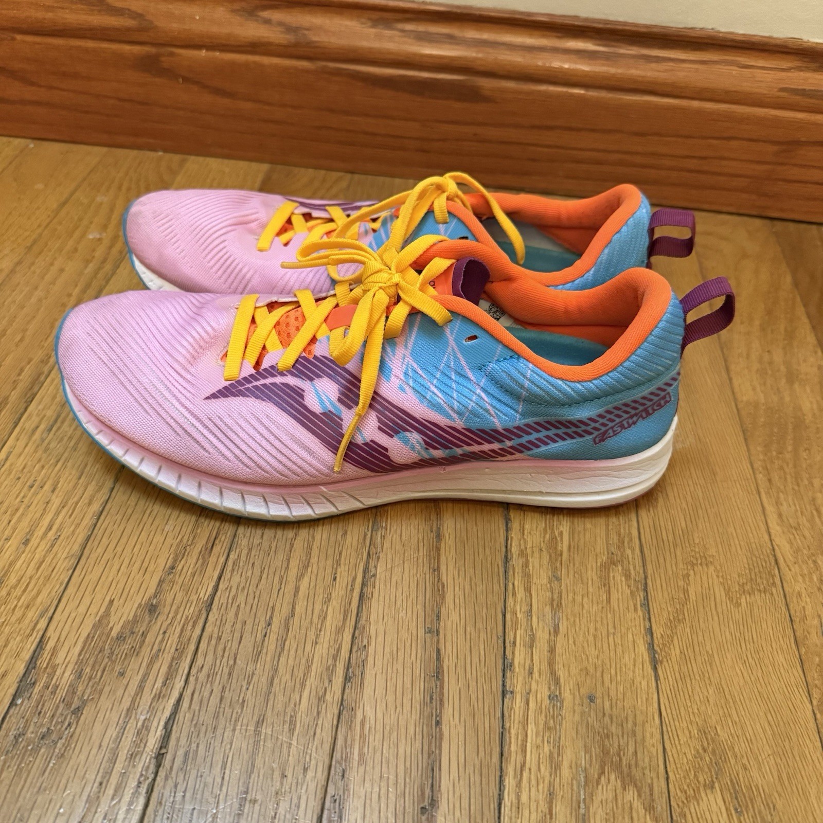 Size 9 - Saucony Fastwitch 9 Future Spring W