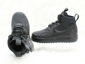 nike womens duckboot