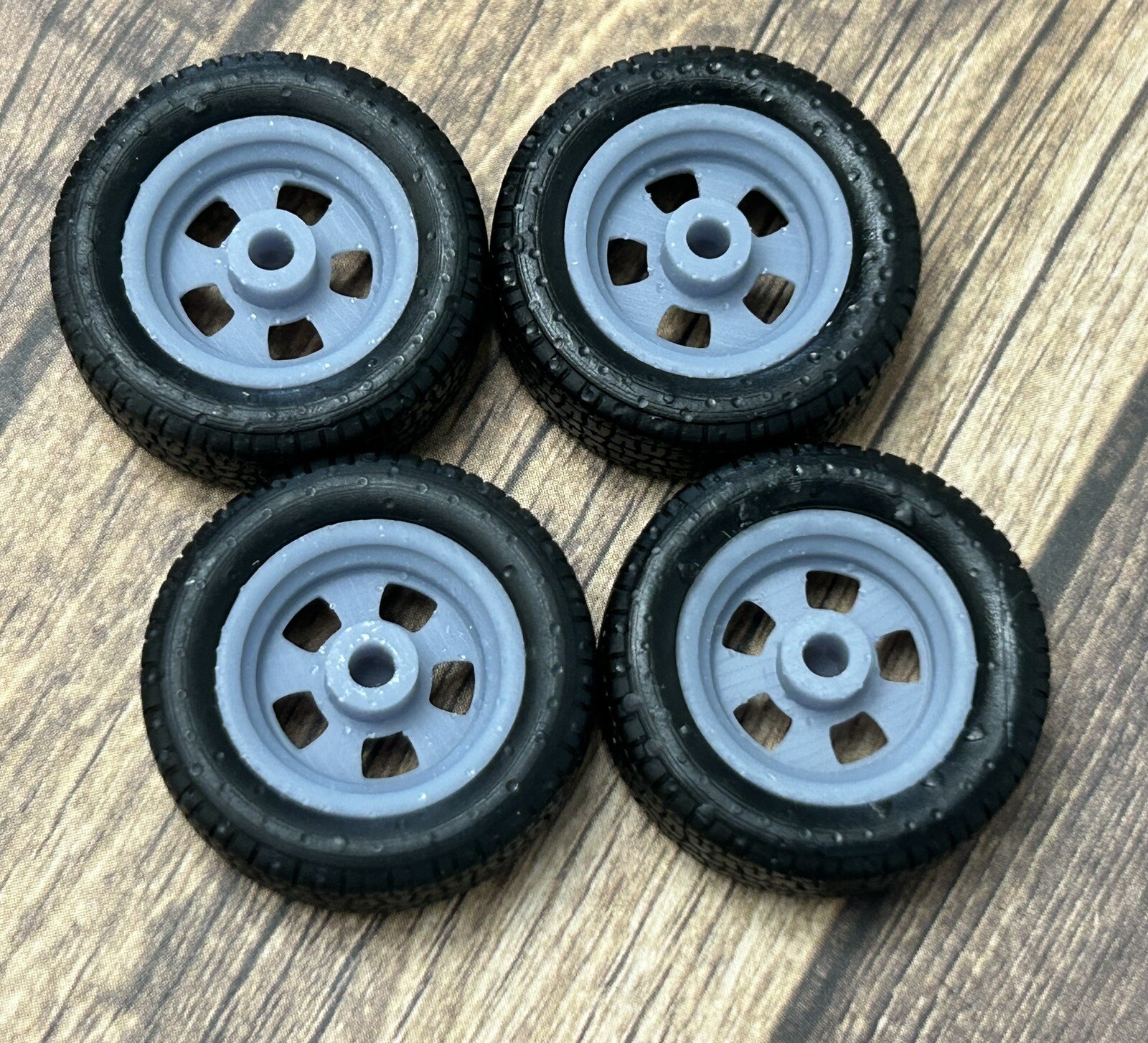 1/24 Scale: 17-inch “Keystone Klassic” Model car wheels/tires. Resin; 1 ...