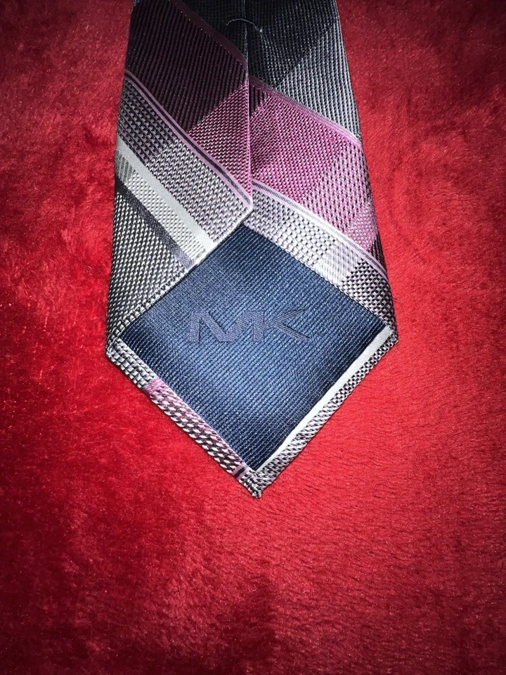 Corbata de seda a cuadros Michael Kors MK Forest, gris, lila, nueva con etiqueta Foto 4 de 4