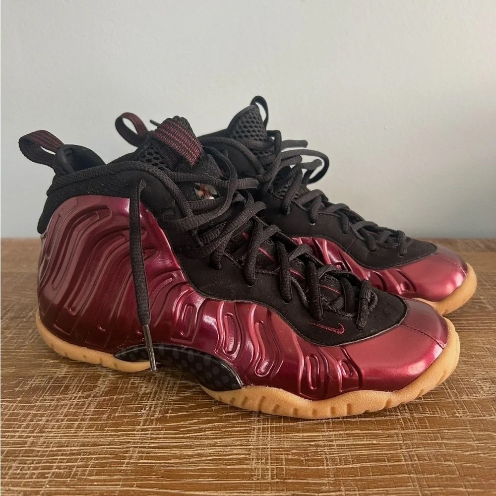 Nike Air Foamposite One “Maroon Gum” – Youth 6Y / Womens 7.5