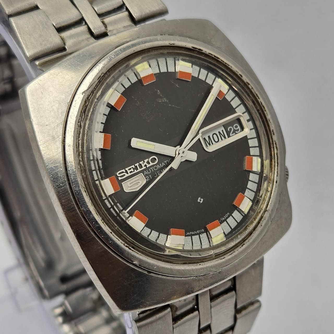 Automatic Vintage Orange Seiko 5 Watch 6119-7410 Asymmetrical Men's Marks - vintagewatches.pk