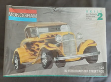 MONOGRAM 32 FORD ROADSTER STREET ROD / FACTORY SEALED