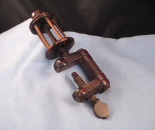 ANTIQUE VICTORIAN ROSEWOOD WOODEN SEWING CLAMP TREEN BOBBIN CAGE WHEEL WINDER