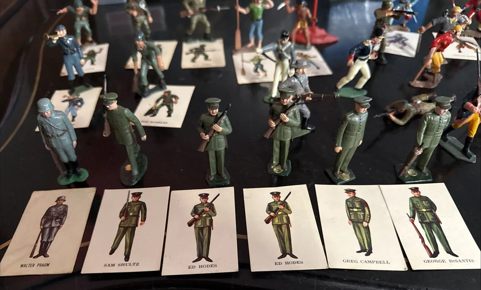 Warriors of the World Pirates Marx Figures 37Mixed Lot 19 cards 1 U.S.A Flag o# - Image 3 of 4