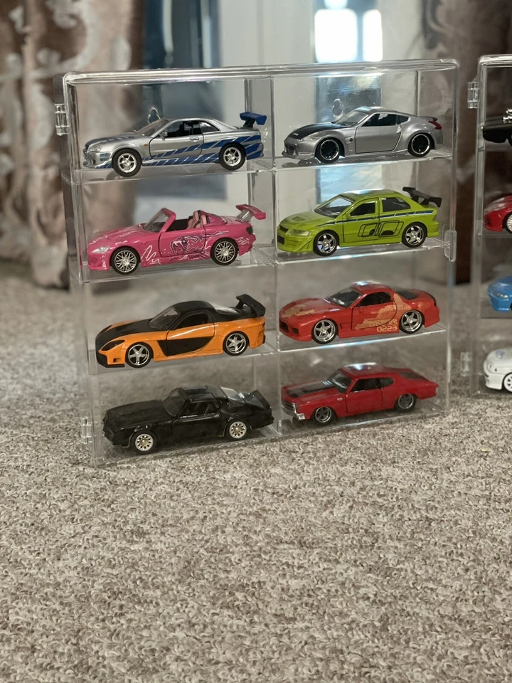 1/32 Acrylic Diecast 8 Car Display Case With Locking Latch, Stackable Hanged. - Image 2 of 4