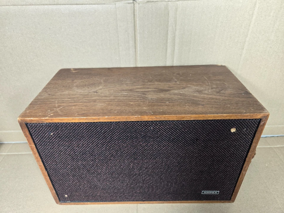 Altavoz de estantería bidireccional Ampex modelo 516 de colección probado ¡funciona bien! Foto 3 de 4