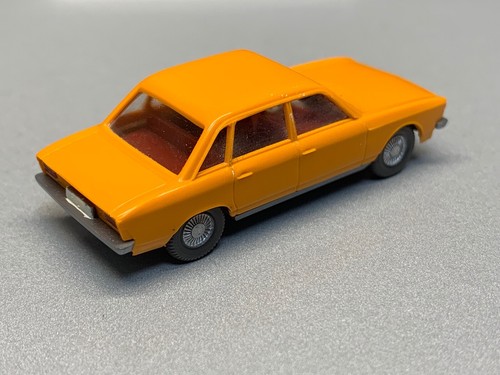 Volkswagen VW K 70 sedan Limousine Oldtimer classic car orange Wiking H0 1:87 - Bild 7 von 12