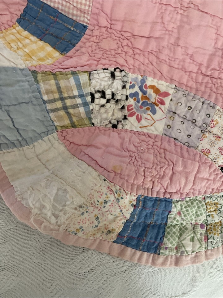 Vintage Hand Quilted Double Wedding Ring Pink Old Softie CUTTER Quilt