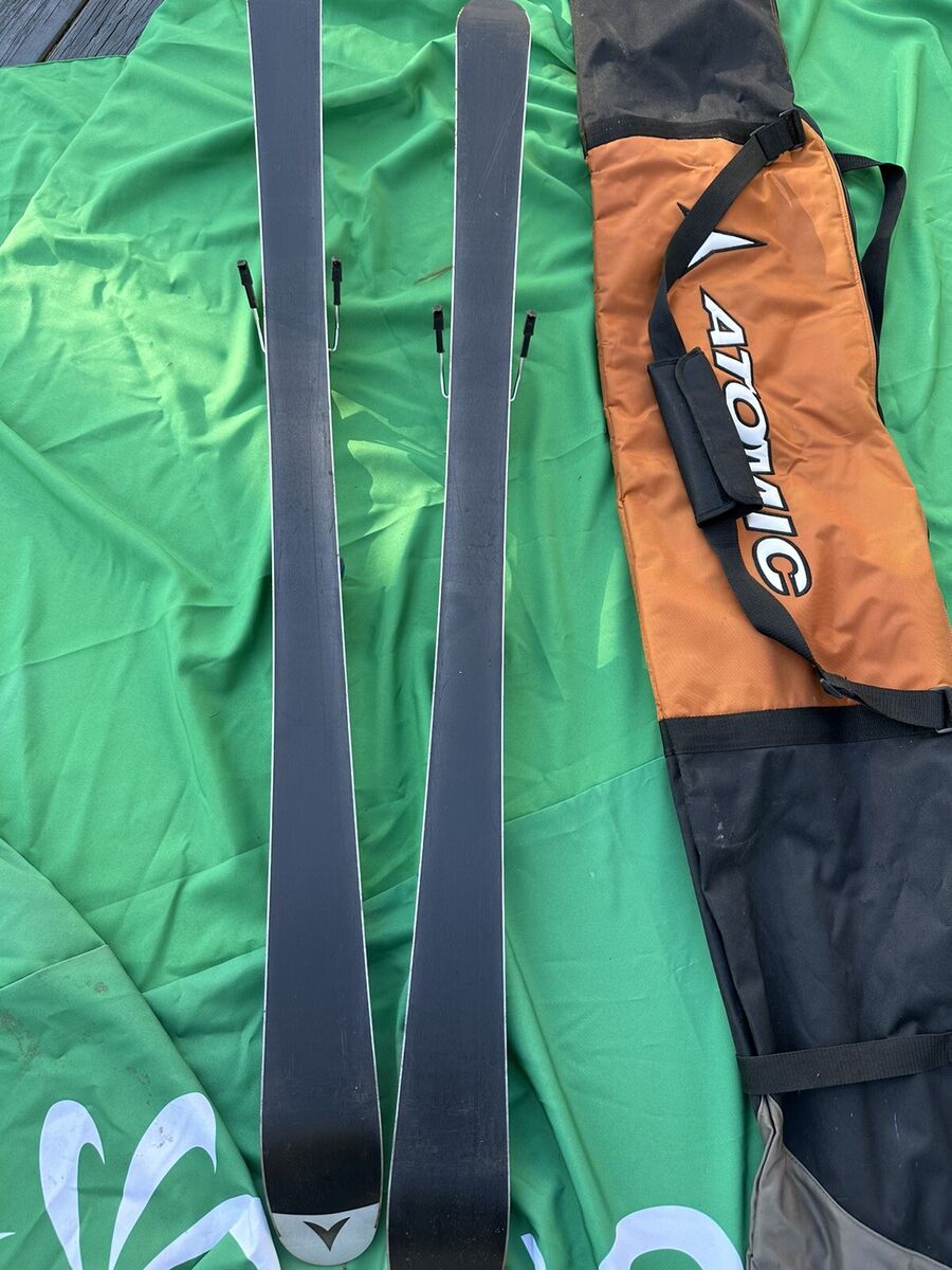 DYNASTAR EXCLUSIVE 8 SKIS WITH LOOK NOVA 10 BINDINGS DYNASTAR EXCLUSIVE 8 SKIS WITH LOOK NOVA 10 BINDINGS