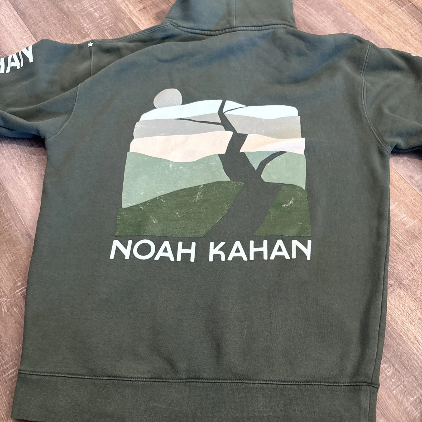Noah Kahan Hoodie Mens Graphic Pullover Band We'll All Be Here