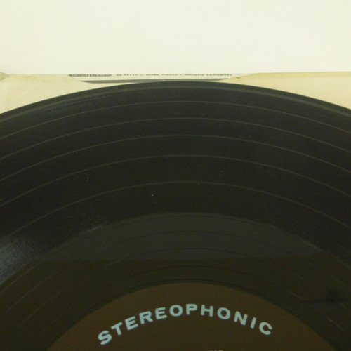 Webb Pierce’s Golden Favorites Vinyl LP DAMAGE on Back Cover - Foto 7 di 24