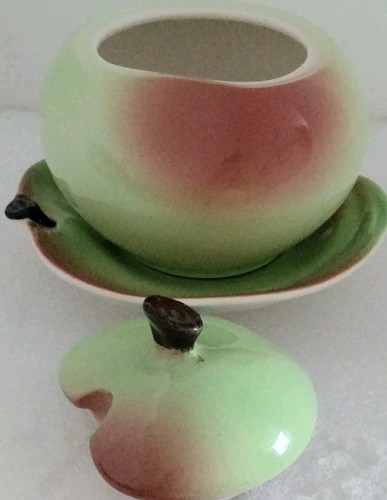 Vintage Hand Painted Carlton Wear Apple Sauce Boat and Serving Saucer. - Picture 8 of 14