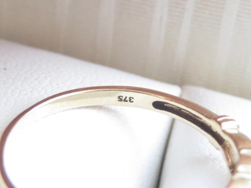 Genuine Diamond & Natural Sapphire Ring 9K Yellow Gold - image 3 of 4