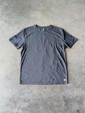 Vuori Men's Strato Tech Tee in Charcoal medium
