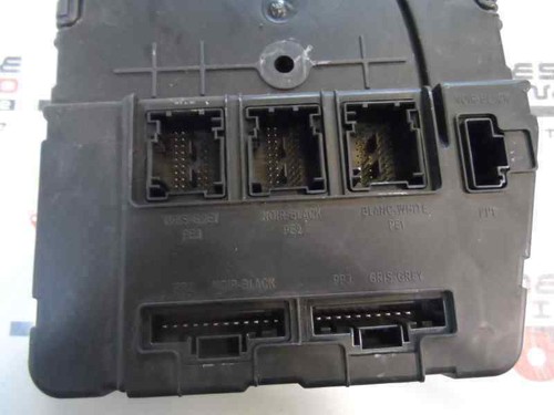 8200780021 caja relés para RENAULT SCENIC - 2 GENERACION 2003 - 2006 - GRAND - Imagen 2 de 3