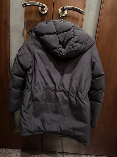 Moncler Boy Jacket 10 - Picture 5 of 6