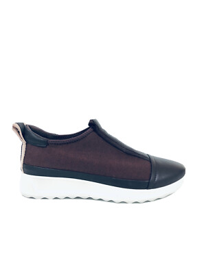 New Women's ECCO Flexure Runner Slip-On Sneakers Slim Sz 4 MSRP $130 
