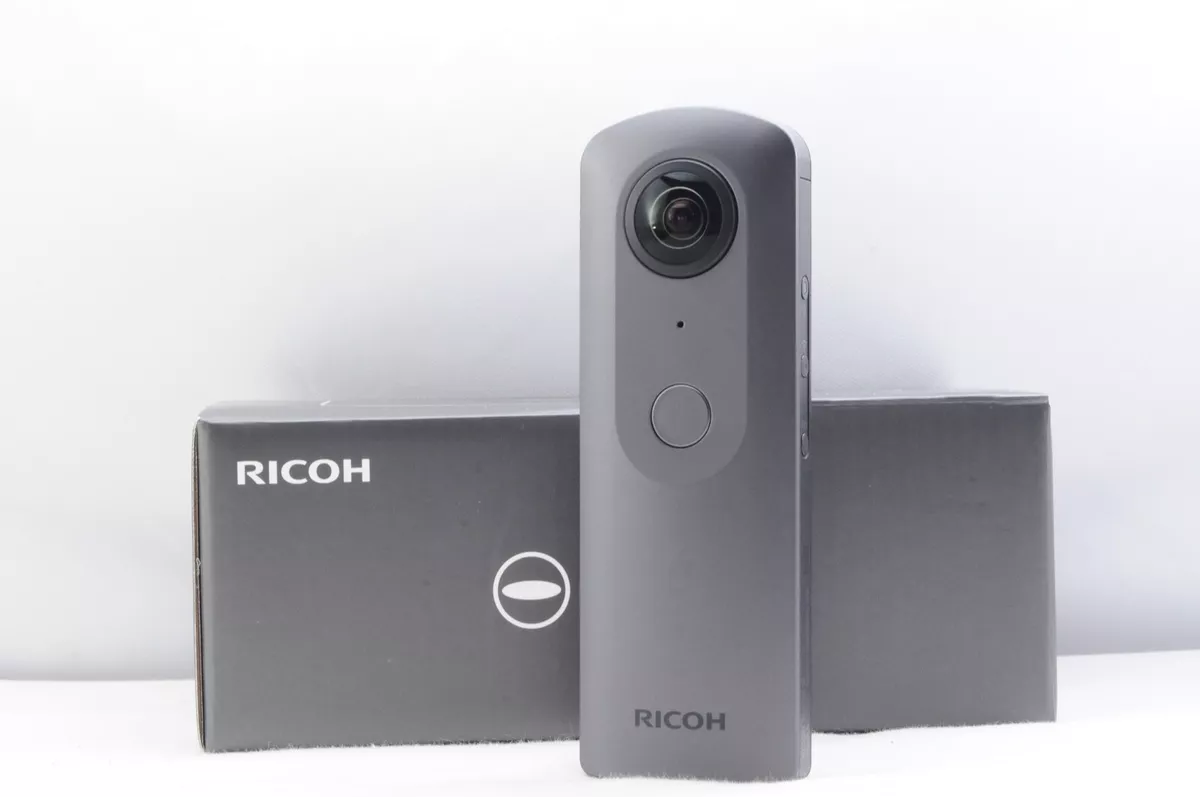 [TOP MINT]Ricoh THETA V 360 degree camera from JAPAN (C1271-11)