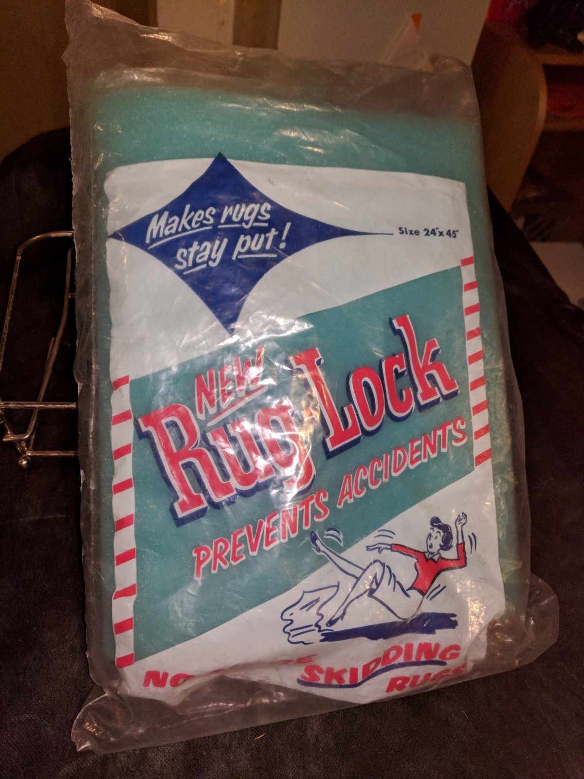 VINTAGE STAYPUT RUGNON SLIP AREA RUG PAD UNOPENED UNIQUE WITH GREAT