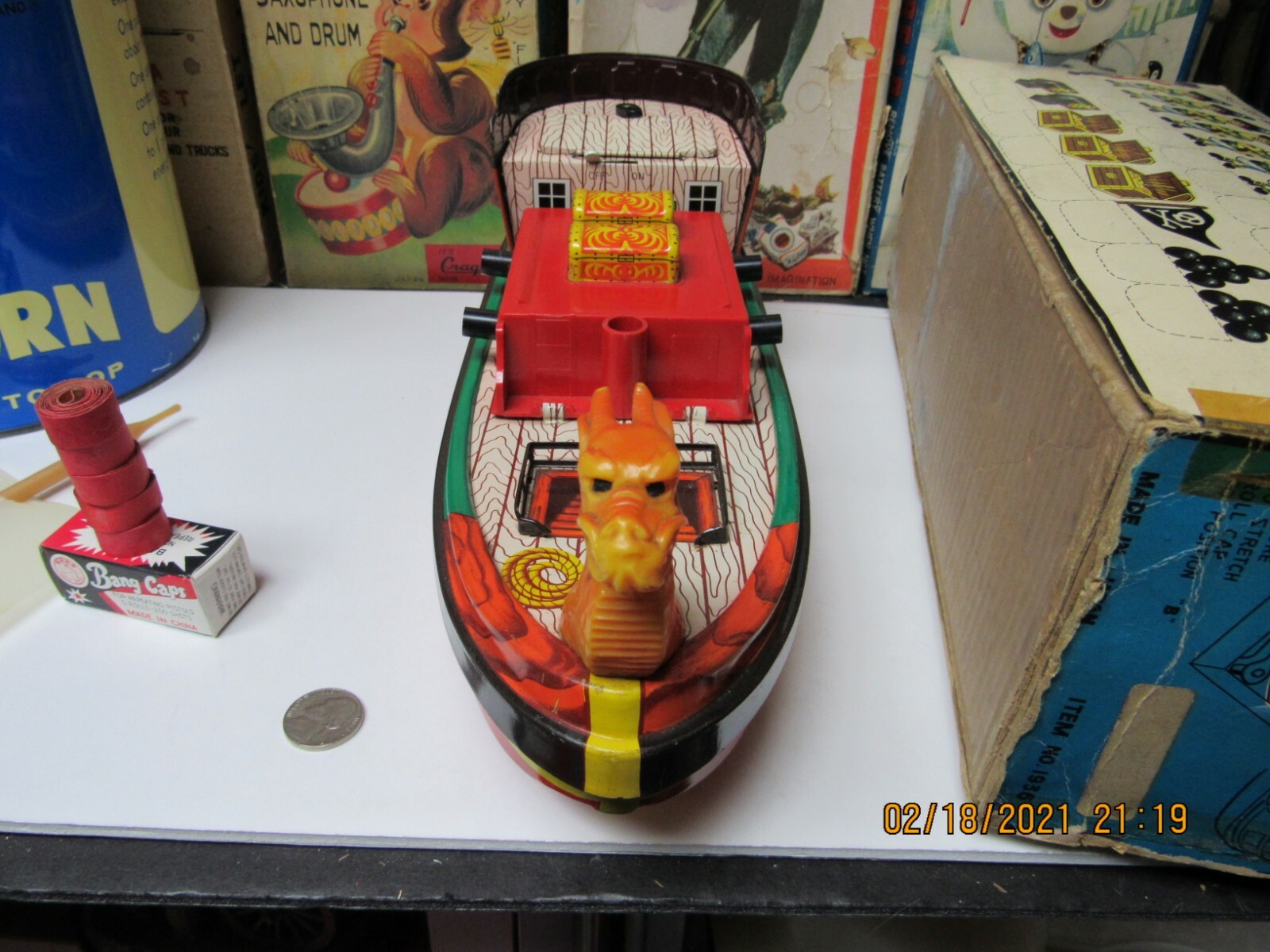 CAPTAIN KIDD PIRATE SHIP TIN BATTERY OPERATED IN BOX W/ INSERTS WORKS JAPAN 50s 