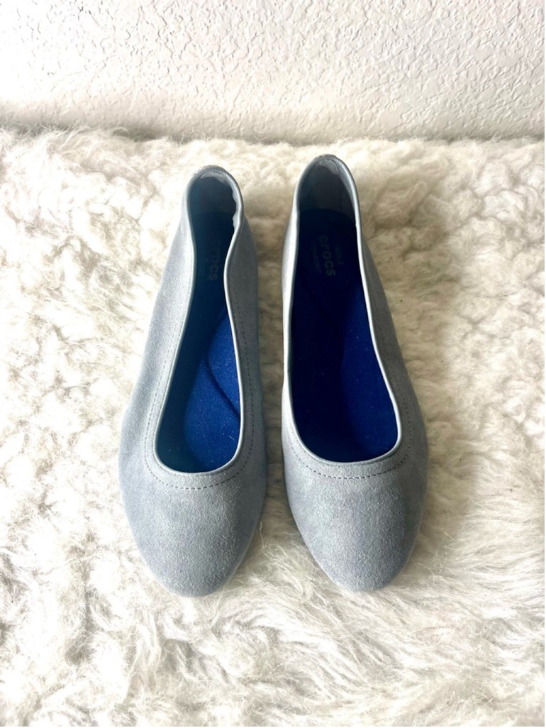 Crocs Womens Lina Suede Loafer Shoes, grey US W7.5