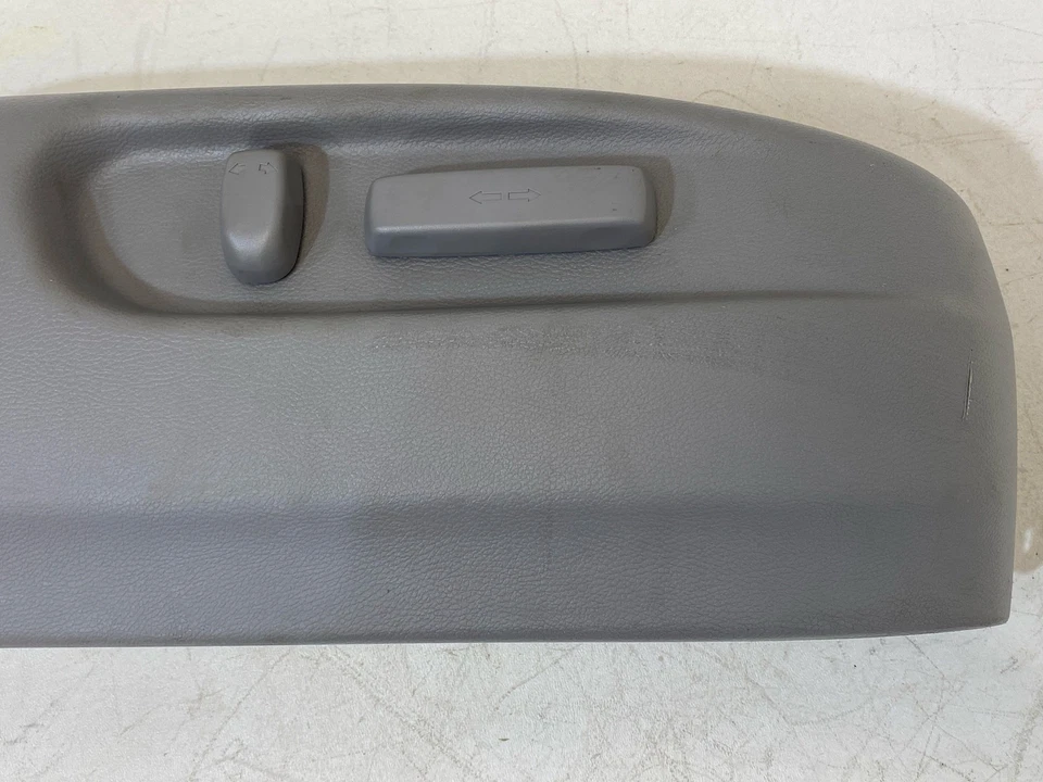 Interruptor controlador asiento pasajero derecho Honda Passport 2019-2025 con moldura OEM Foto 3 de 4
