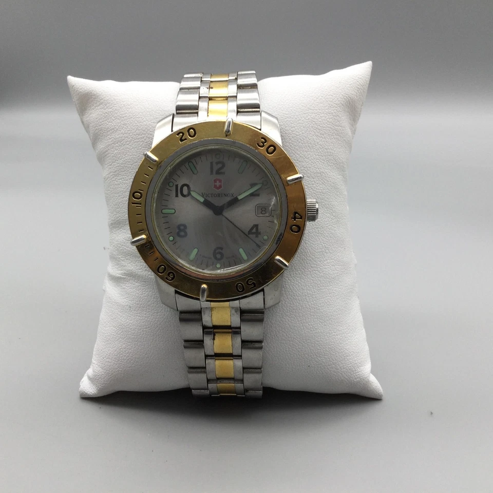 Victorinox Swiss Army Watch Mens 40mm Two-Tone Stainless BROKEN FOR PARTS REPAIR - Image 2 of 4