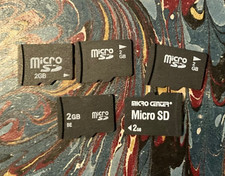 Lot 369 Lot of 5 Micro SD SDHC Memory Cards 2 GB Unbranded For Cameras 