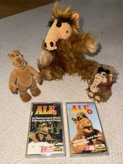 ALF Der Außerirdische Konvolut Plüsch Klammertier Samtfigur 2 Kassetten
