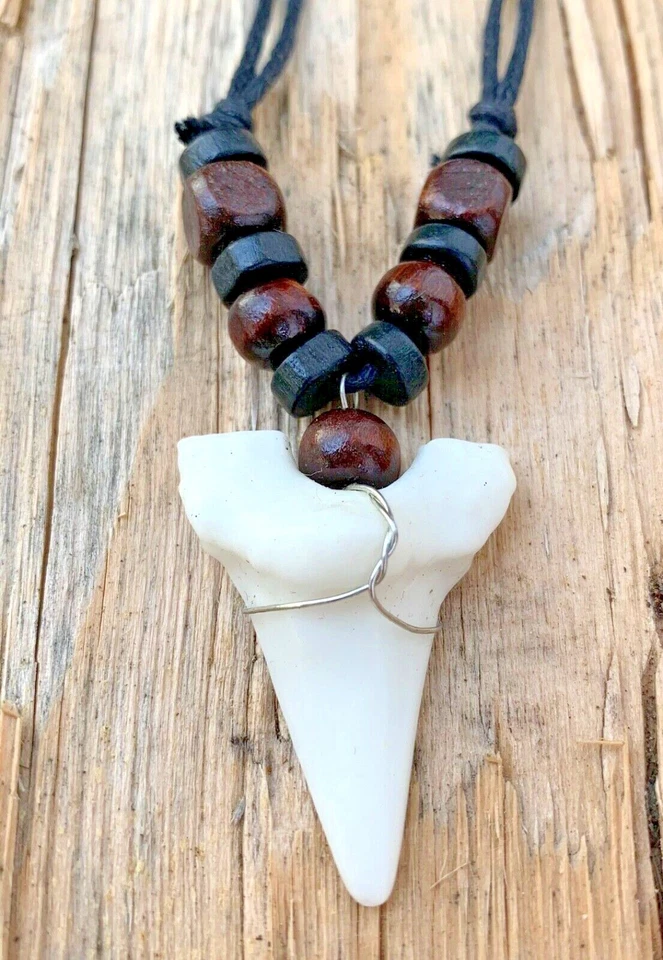 Haizahn Kette Surfer Shark Zahn Mako Hai HAIFISCHZAHN Schmuck Mann Typ K22.2  - Bild 2 von 4