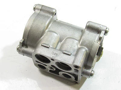 Pompe À Huile Kawasaki GPZ 1100 Horizon ZXT10E '97 - Photo 1/4