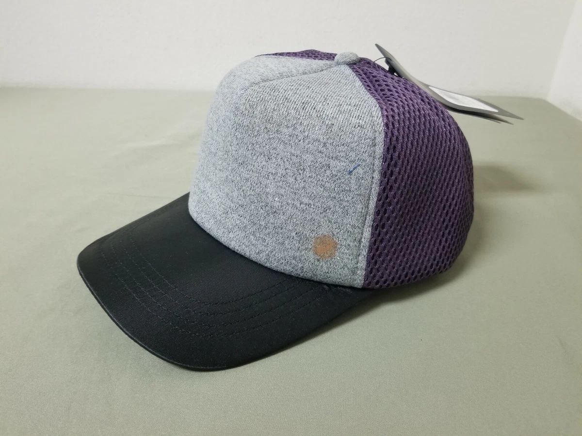 Asics sales snapback hat