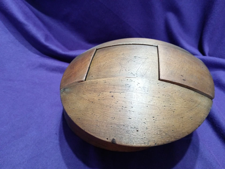 FORME A CHAPEAU - BOIS - OUTIL DE METIER - MODISTE CHAPELIER - 5 pièces. - Photo 1/4