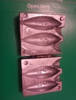 lead fishing weight mold 5 & 6 oz
