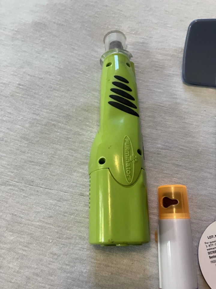 Lote de 4 lijadoras de uñas Furminater 2 Furminater 2 cepillos nuevos Slicker’s Foto 2 de 4