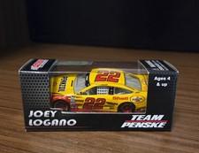 Joey Logano 22 Shell 2014 Fusion 1:64 Action