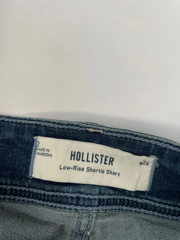 Calça jeans Hollister cintura baixa curta azul tamanho 2 - Imagem 3 de 4