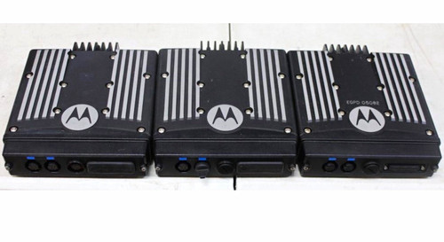 9x Motorola XTLMotorola XTL 2500 UHF Mobile/In-Vehicle Analog Radio M21URM9PW2AN