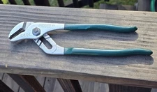 Vintage Diamond Calk Horseshoe Co. HL110P Groove-Joint Pliers Diamalloy USA Tool