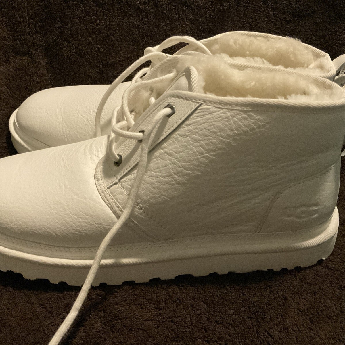 UGG Neumel 1133777 Mens White Leather Wool Comfort Chukka  display picture 1