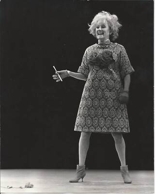 Hendrickson Original Photo B&W PHYLLIS DILLER ONSTAGE Melodyland 1960's 8 x 10''