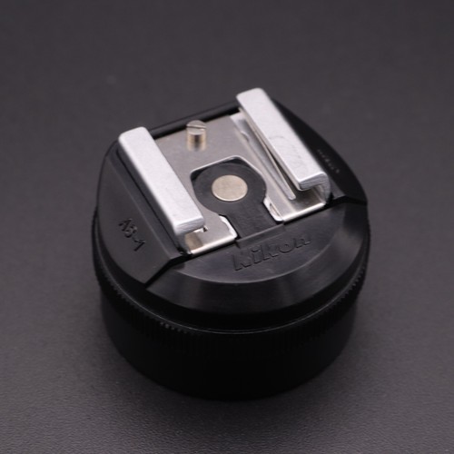 Adattatore Flash Hot Shoe Classico Stile F Per Nikon F/F2: Accessorio Vintage Per Fotocamere Analogiche