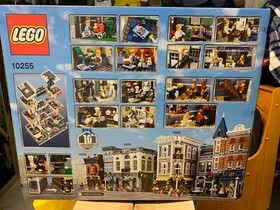 Retired LEGO Creator Expert: Assembly Square (10255) - NSIB 
