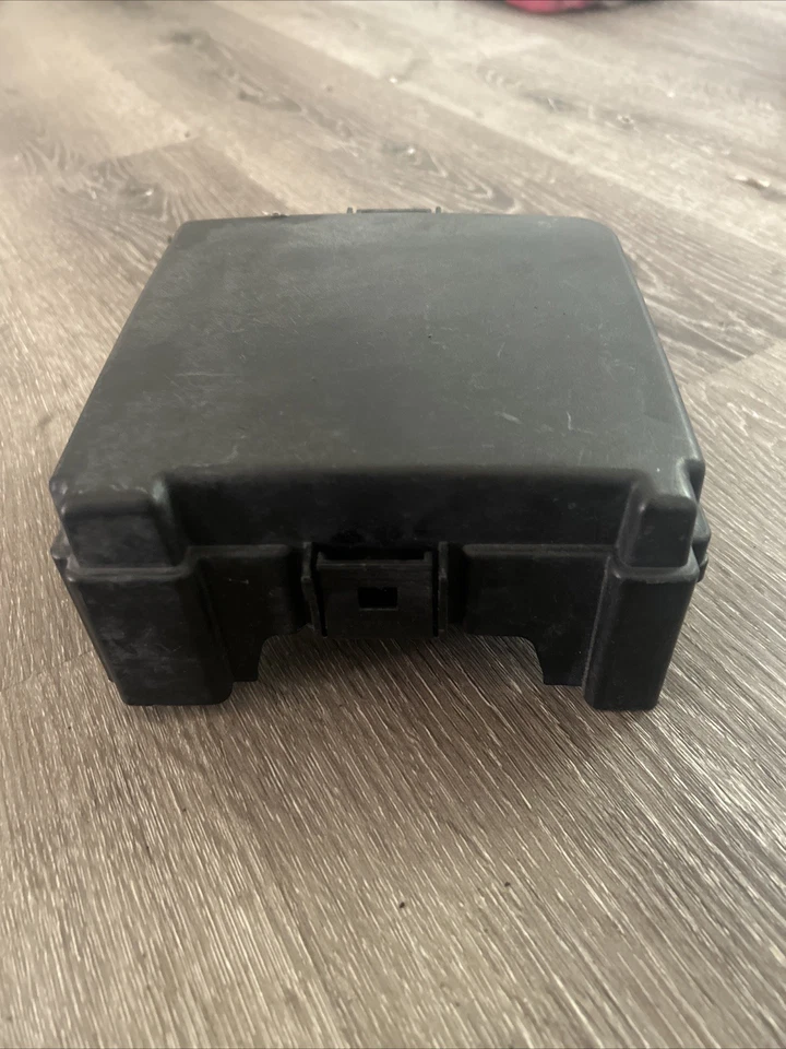 Cubierta de caja de fusibles Kia Forte 2010-2013 bahía de motor 2,0 sedán 2010 2011 2012 2013 fabricante de equipos originales Foto 2 de 4