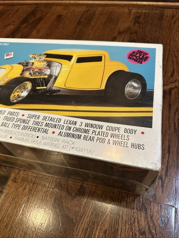 Hemi Coupe Parma Scale 1/10 - R/C Adaptable Model Kit #15080 NEW , SEALED - Image 3 of 4