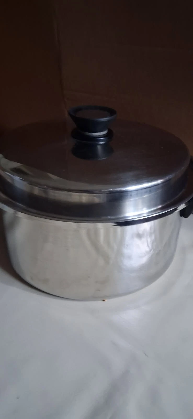 VTG Amway Queen 6 Quart Stockpot 18/8 Sainless Steel Multi-Ply USA W/ Lid 10.5”
Opens in a new windo
